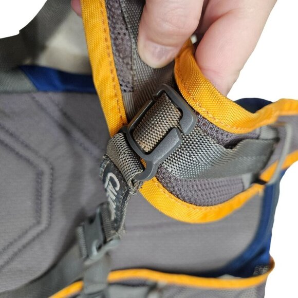 CamelBak Mini M.U.L.E. Hydration Backpack 50 oz Blue/Gray - Picture 9 of 12